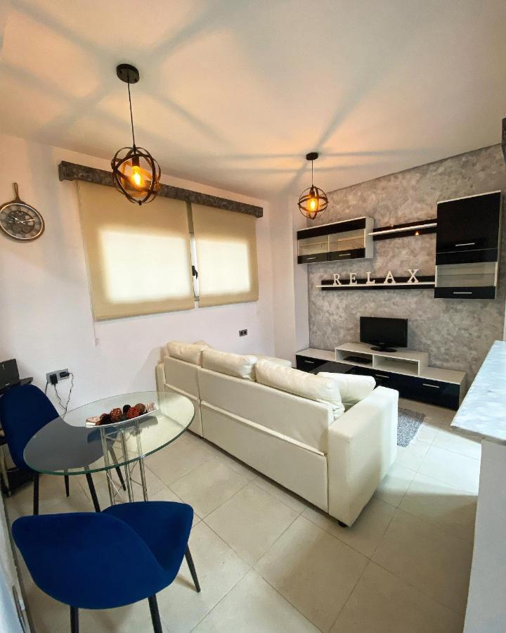 Aparta suite la nuit Calafell Exterior foto